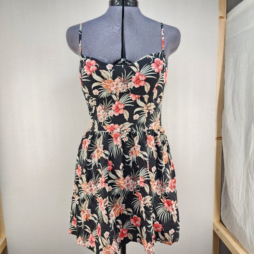 Tropical/ Hawaiian Hibiscus Print Sundress (Black)